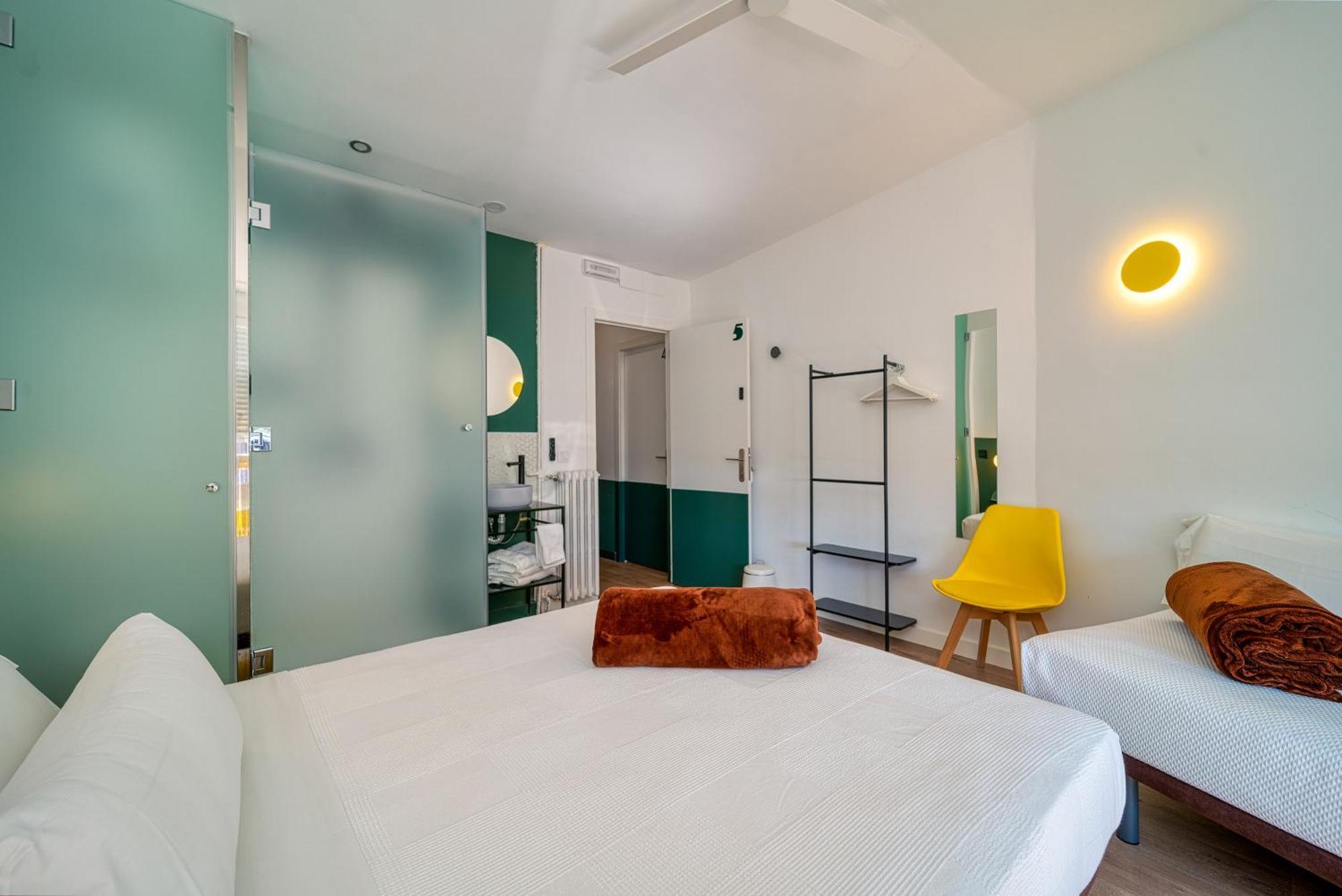 Angelitomad Hotel มาดริด ภายนอก รูปภาพ